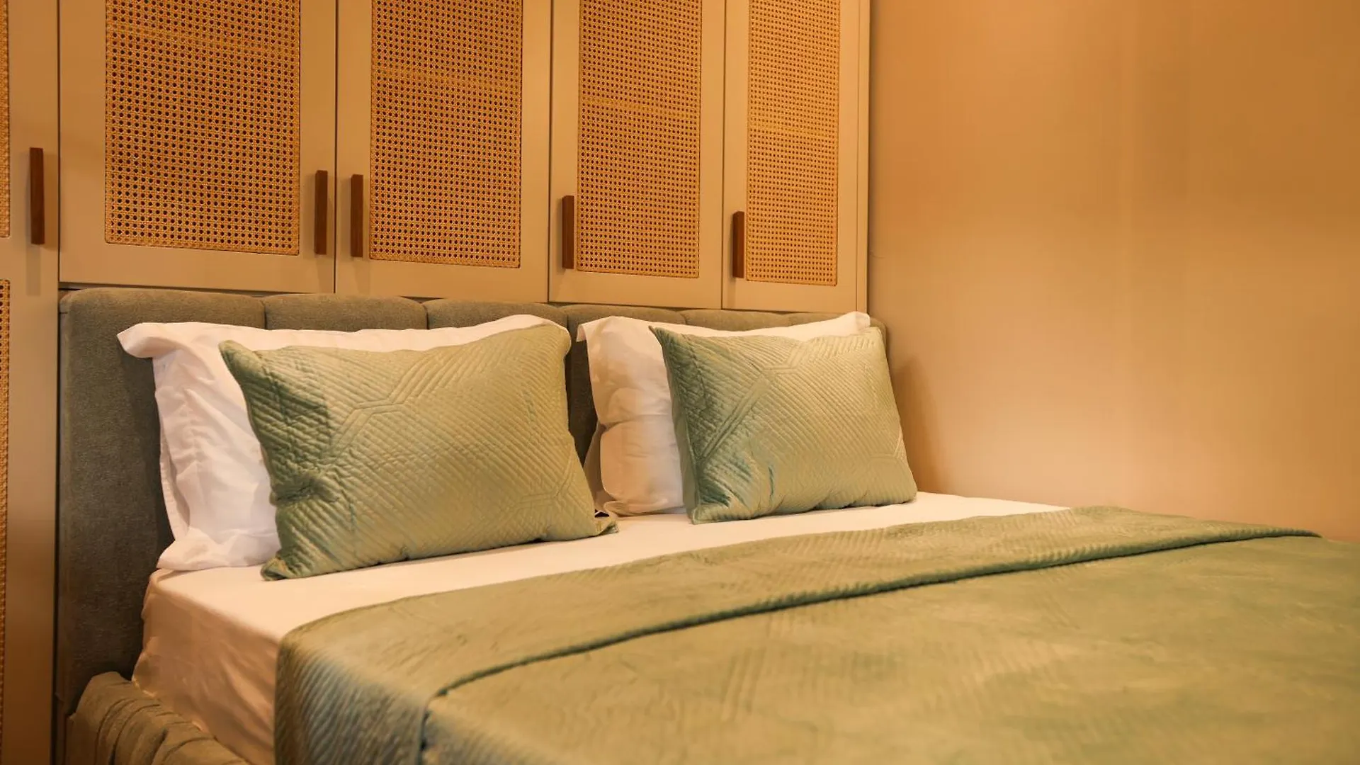 Iris Guest House 1 Vlorë